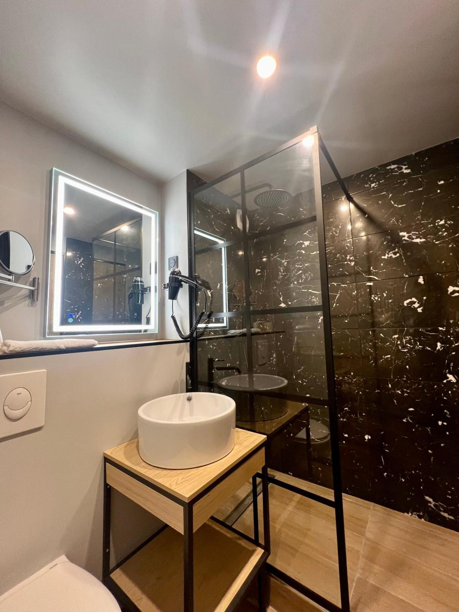 Hotel Originals City, Armony Dijon - Chenôve Dış mekan fotoğraf